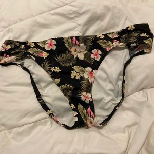 VS PINK Cheeky Bikini in Hawaiian Print